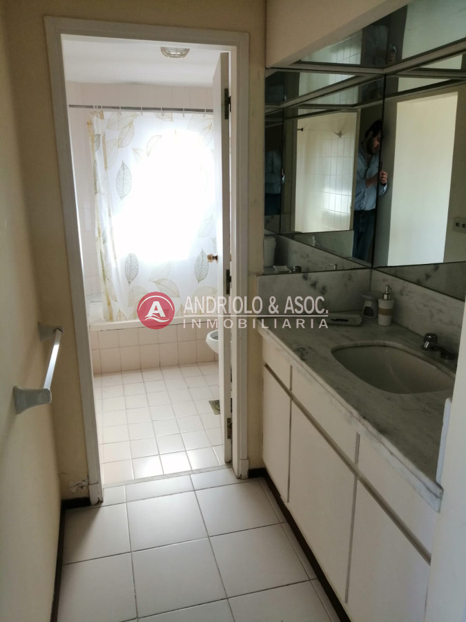 Apartamento ID.6705 - apartamento en venta y alquiler, parada 1 primera línea de playa brava 