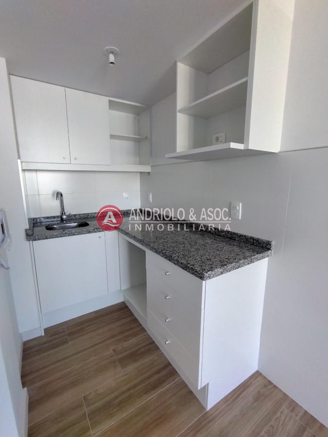 Apartamento ID.8109 - VENTA DE APARTAMENTO DE 1 DORMITORIO A ESTRENAR Y A METROS DE PLAYA BRAVA