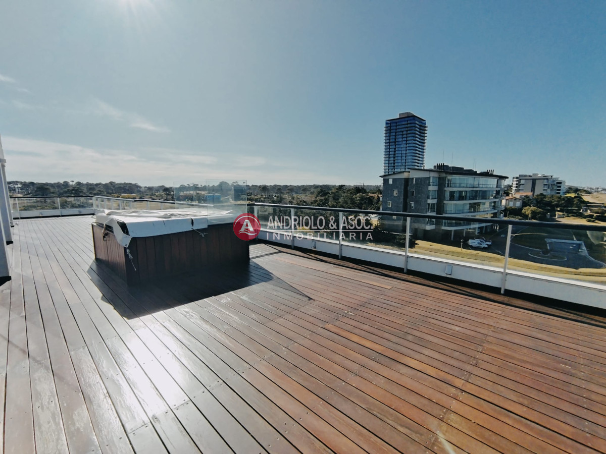 Apartamento ID.285 - ALQUILER POR TEMPORADA HERMOSO APARTAMENTO DUPLEX PRIMERA LINEA BRAVA