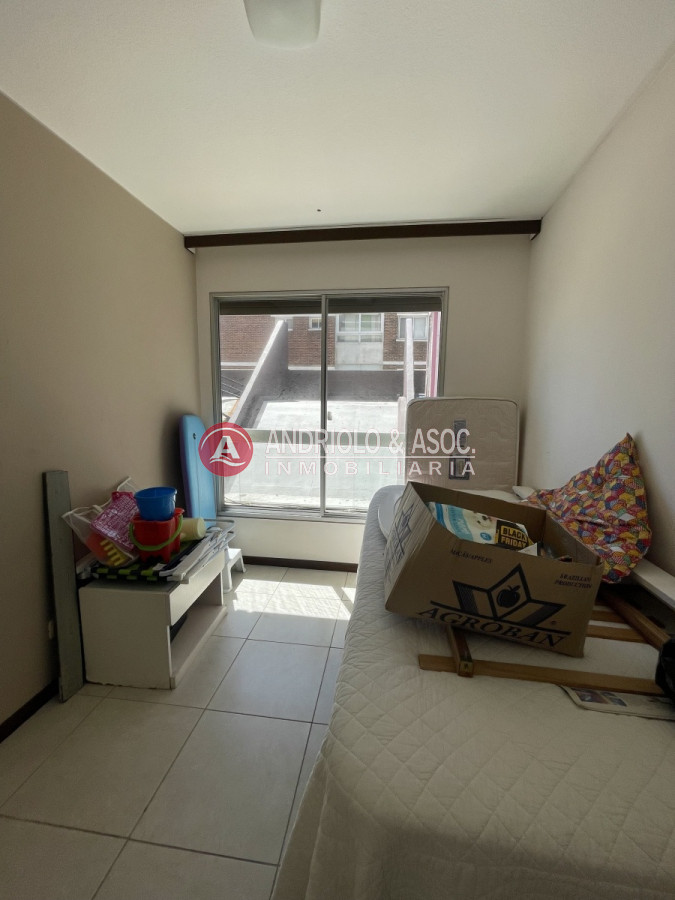Apartamento ID.8410 -  hermosa propiedad de 4 dormitorios, 5 baños y 3 suites 