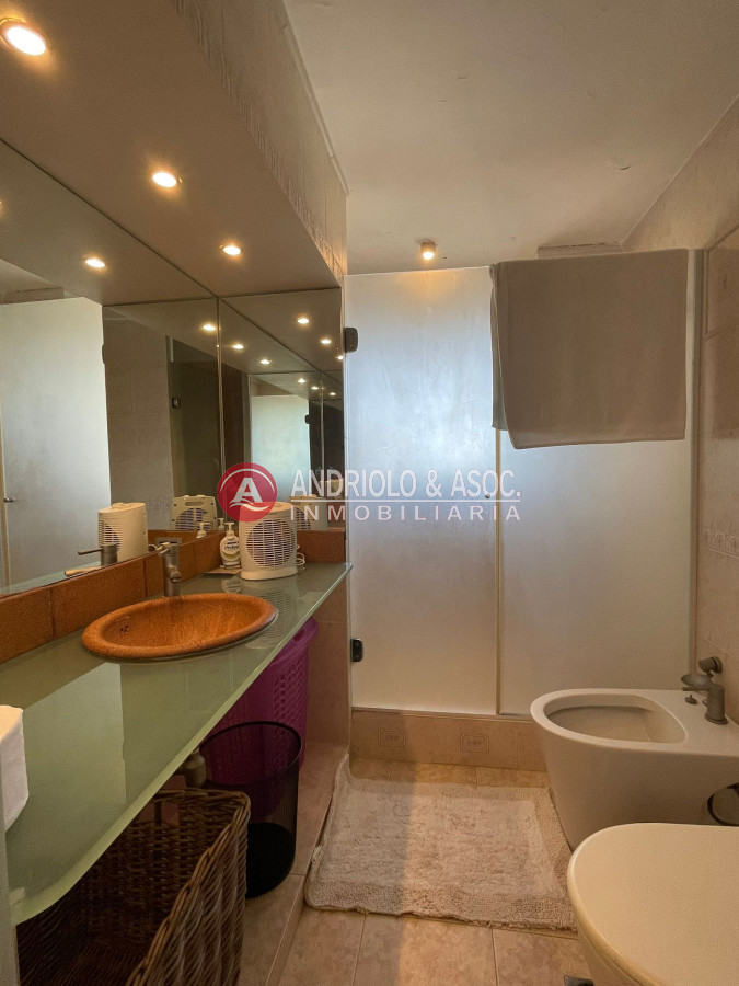 Apartamento ID.8589 - Gran apartamento en Punta del este 