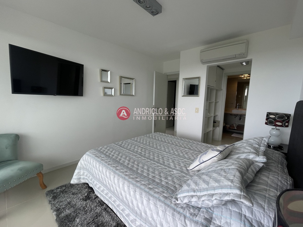 Apartamento ID.8467 - Apartamento en la mejor zona de Punta del este 