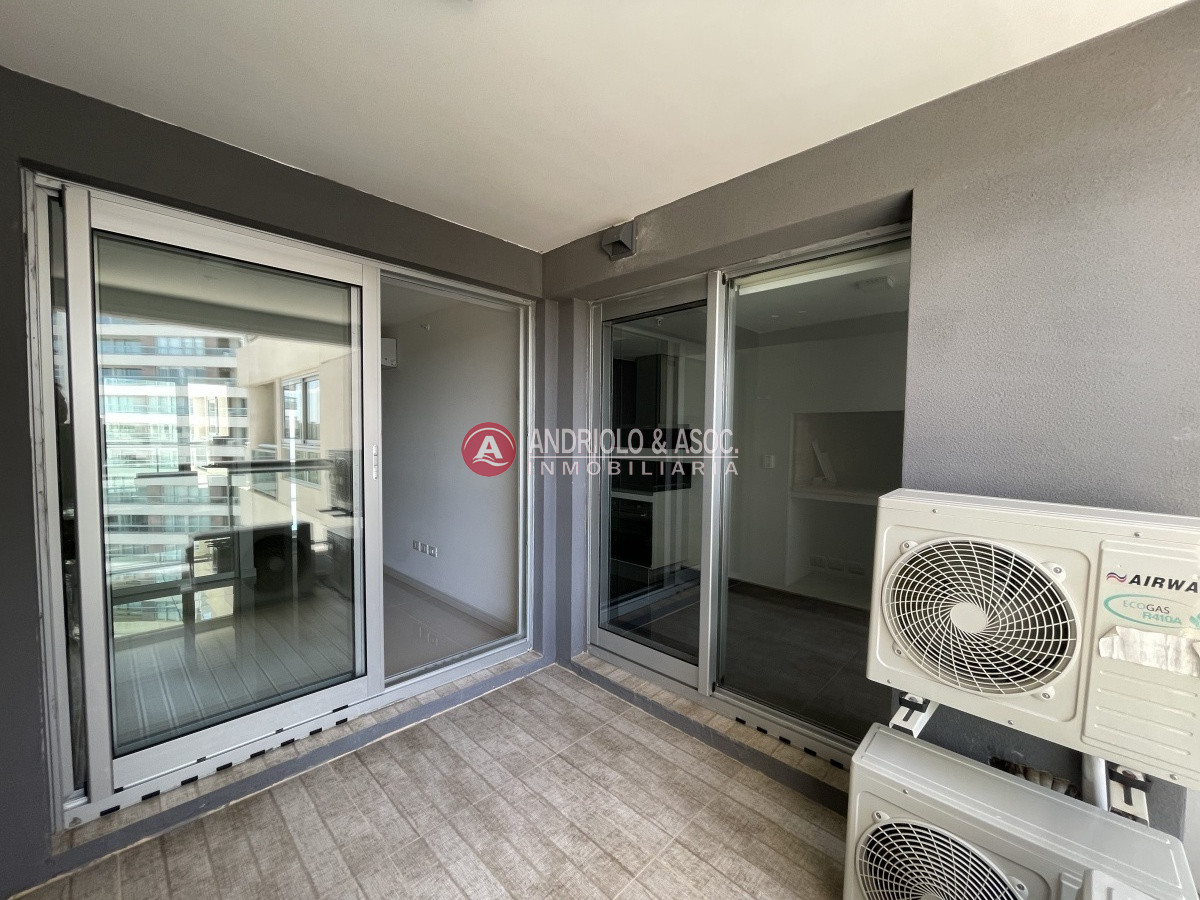 Apartamento ID.7915 - VENTA DE APARTAMENTO A METROS DE PLAYA BRAVA A ESTRENAR
