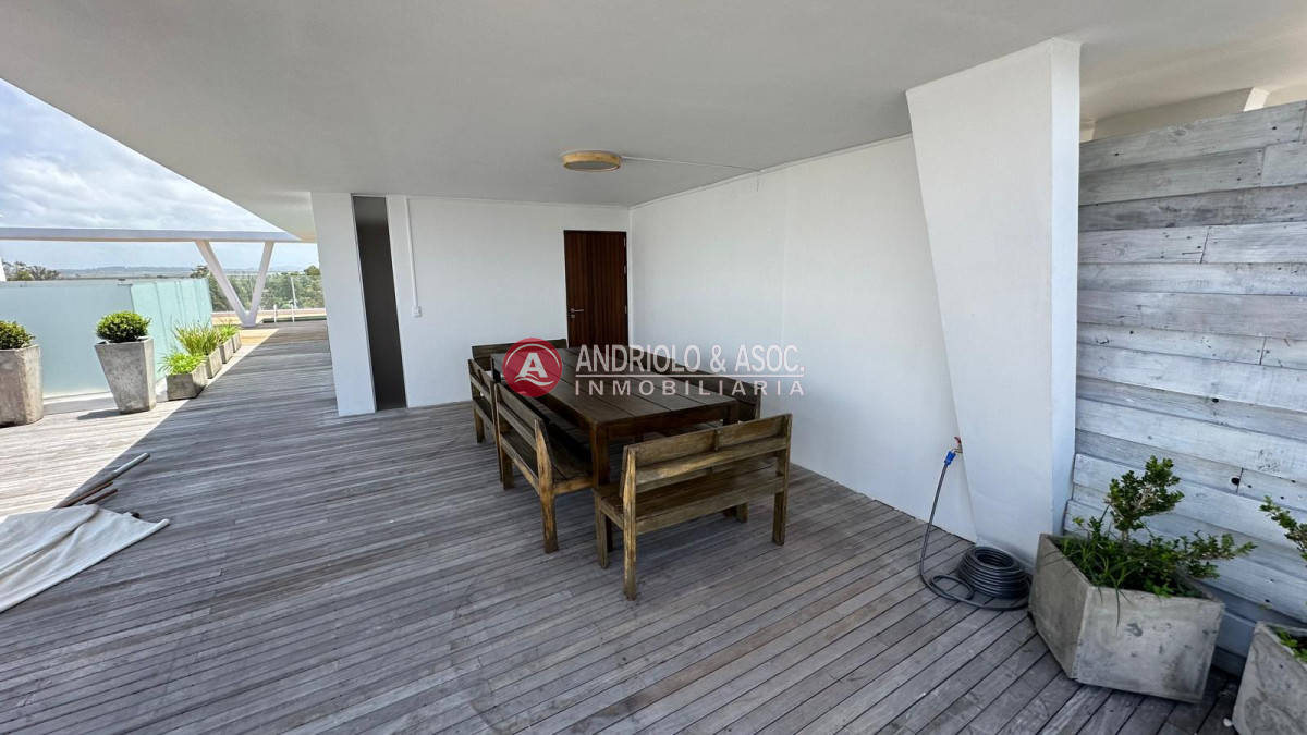 Apartamento ID.9357 - Penthouse en la Barra 
