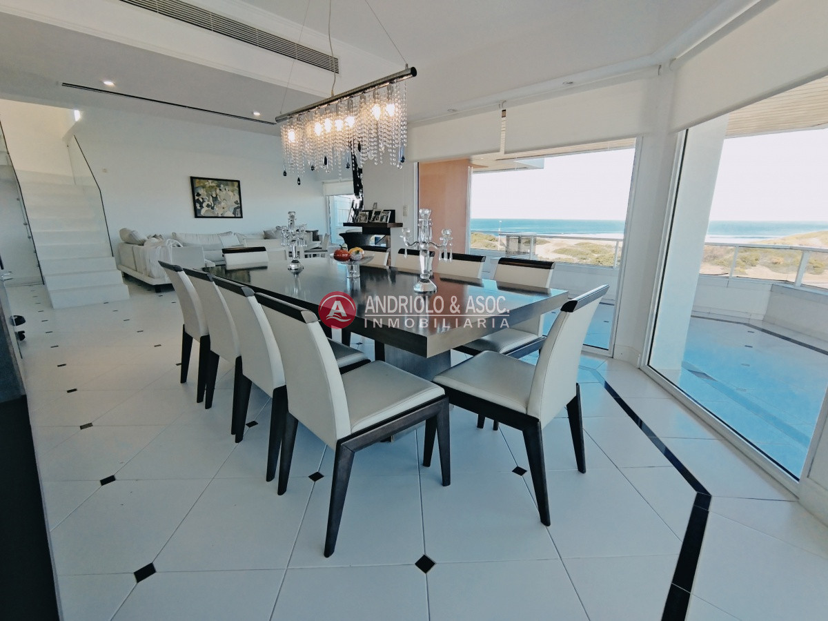 Apartamento ID.309 - ALQUILER HERMOSO DUPLEX EN PRIMERA LINEA BRAVA