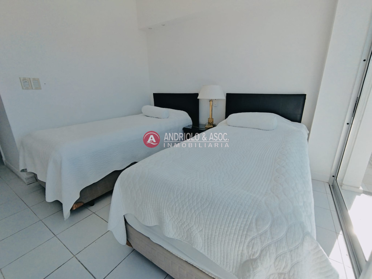 Apartamento ID.285 - ALQUILER POR TEMPORADA HERMOSO APARTAMENTO DUPLEX PRIMERA LINEA BRAVA