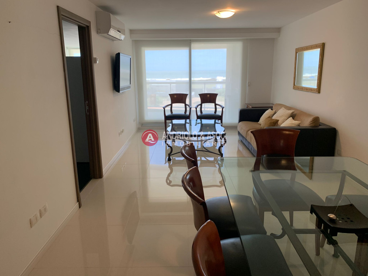 ALQUILER DE APTO 3 DORMITORIOS EN TORRE CON SERVICIOS - AND7550A