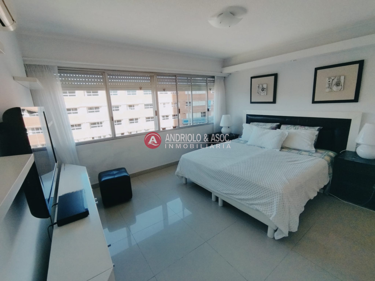 Apartamento ID.7666 - VENTA DE APARTAMENTO DE 3 DORMITORIOS Y DEPENDENCIA CON VISTA A LA MANSA