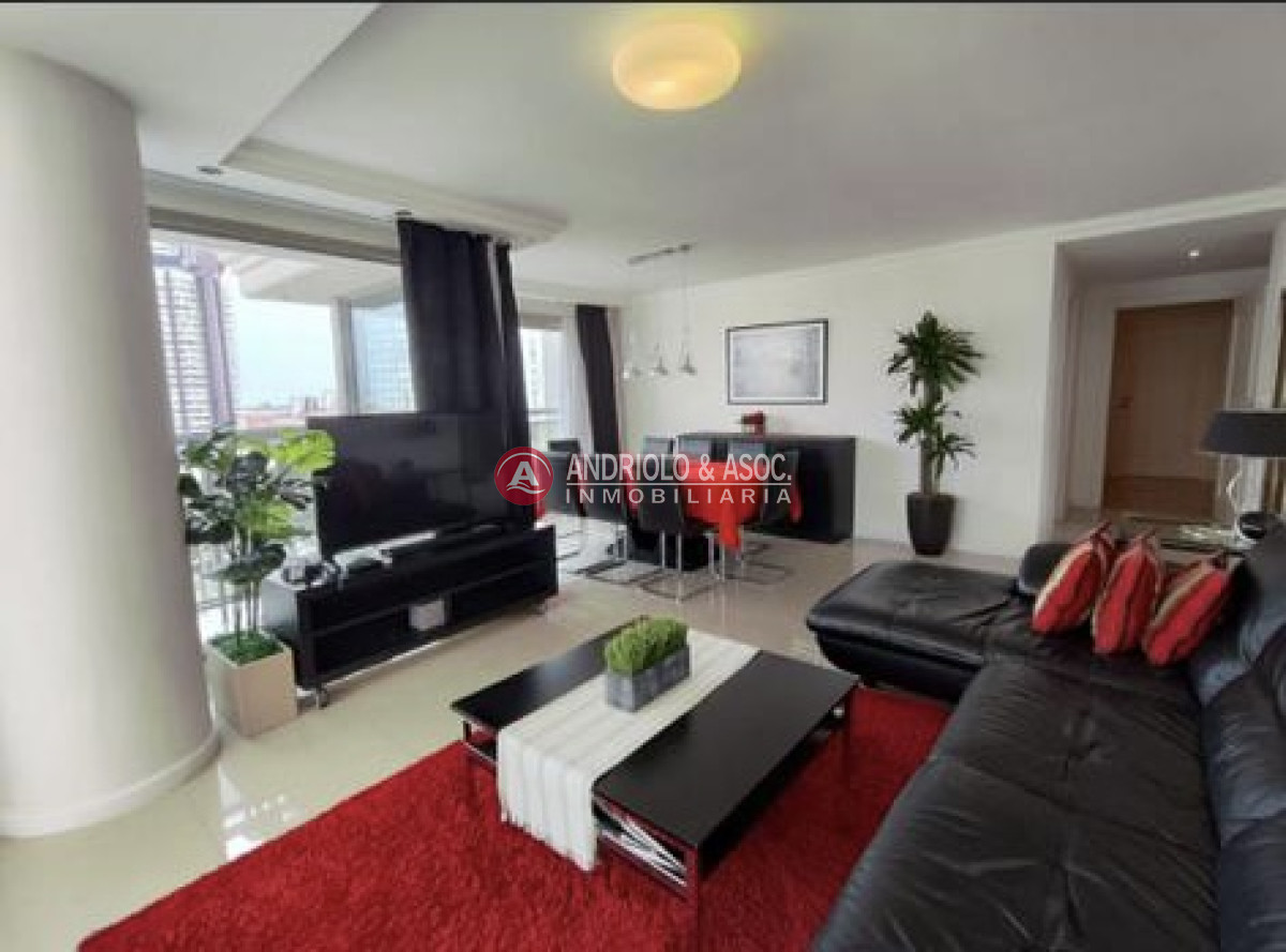 Apartamento en torre de categoría  - AND8867A