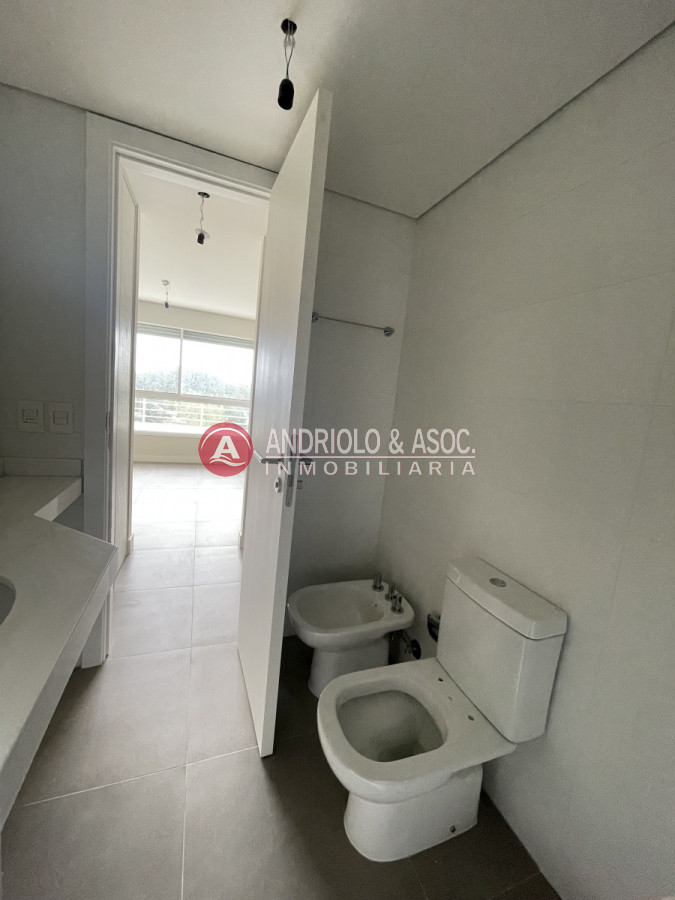 Apartamento ID.8492 - Apartamento en Punta del Este, Cantegril