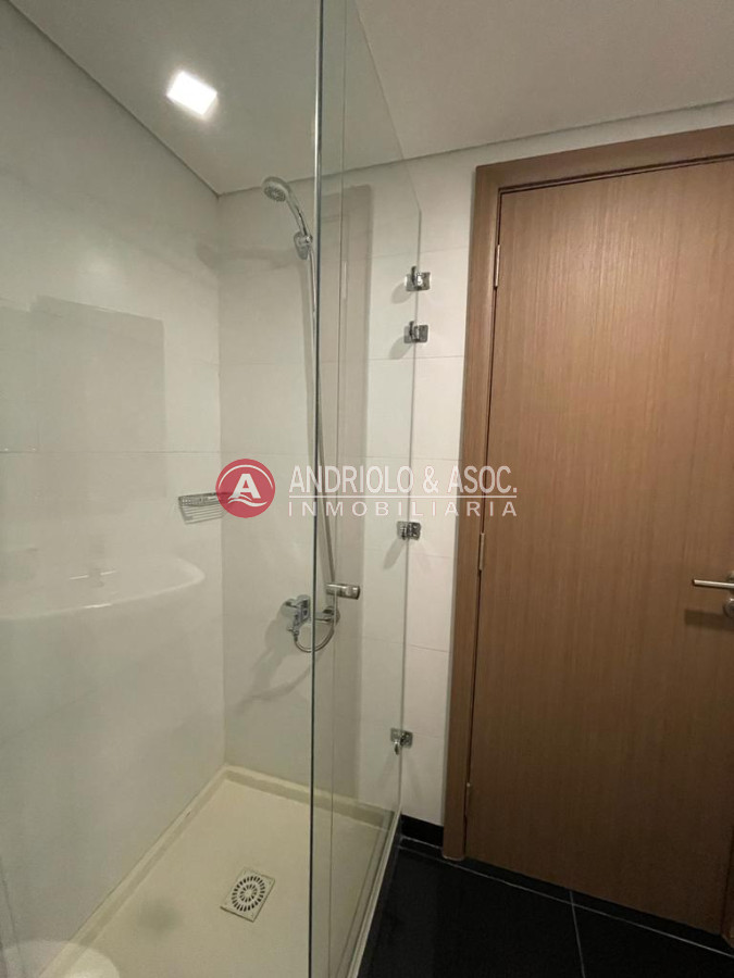 Apartamento ID.8750 - Apartamento en torre de categoría 