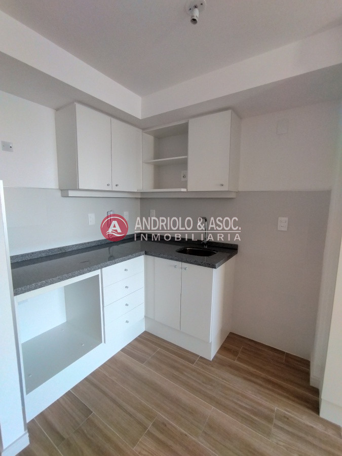 Apartamento ID.8110 - VENTA DE APARTAMENTO 2 DORMITORIOS A METROS DE PLAYA BRAVA