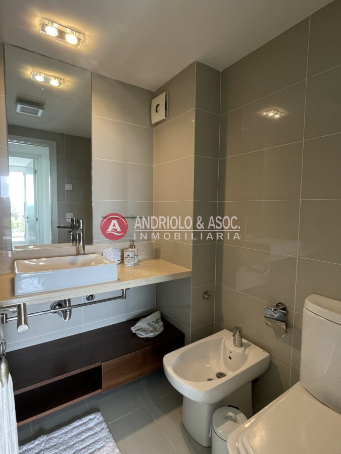 Apartamento ID.8467 - Apartamento en la mejor zona de Punta del este 