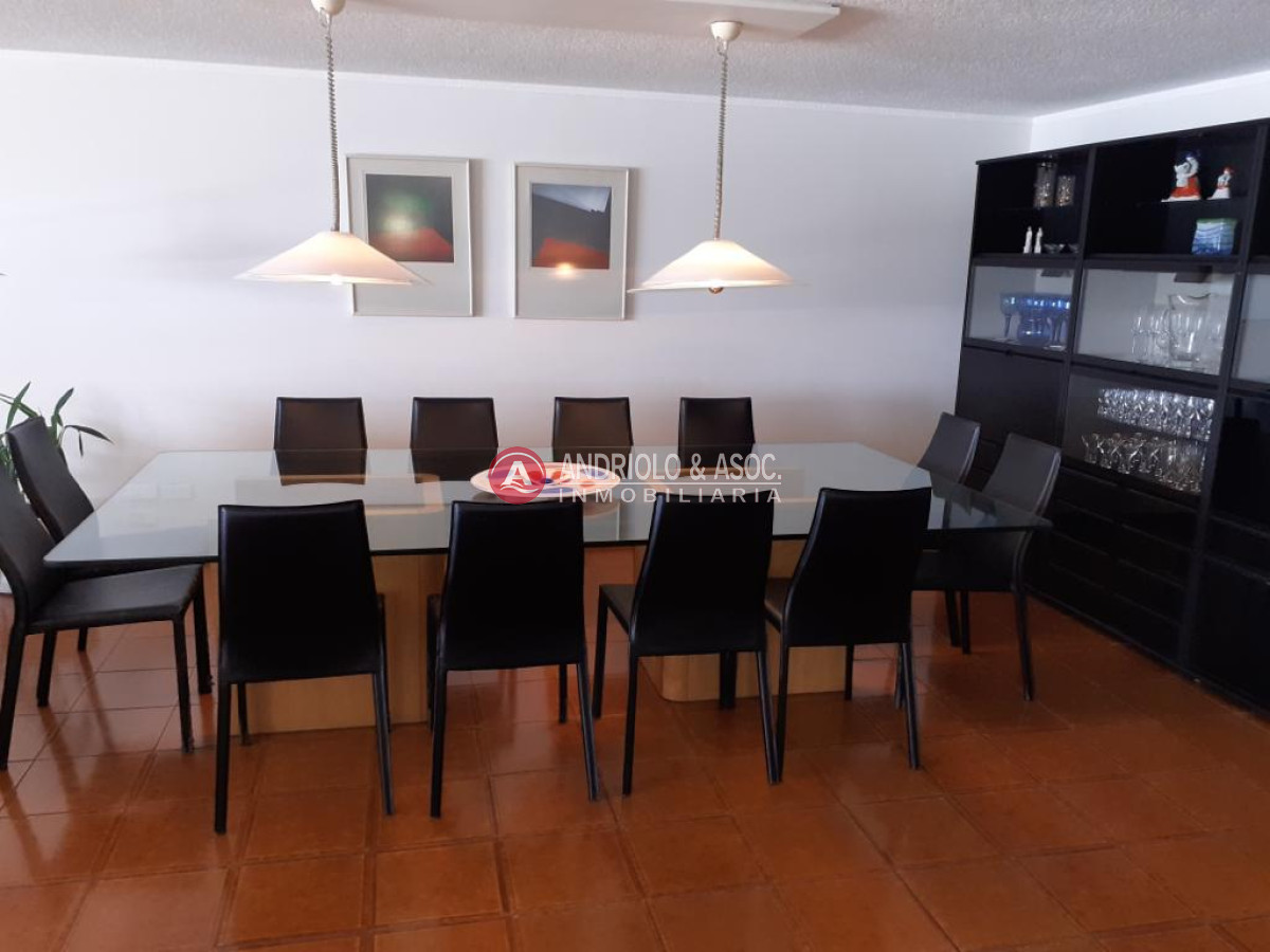Apartamento ID.8697 - Apartamento de gran dimensiones en torre de categoría 