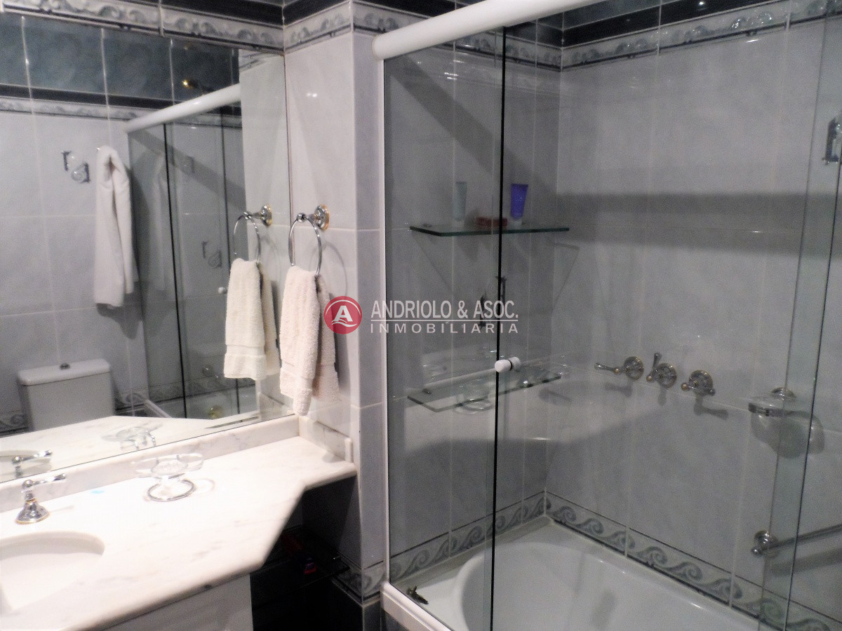 Apartamento ID.254 - primera linea de playa mansa 