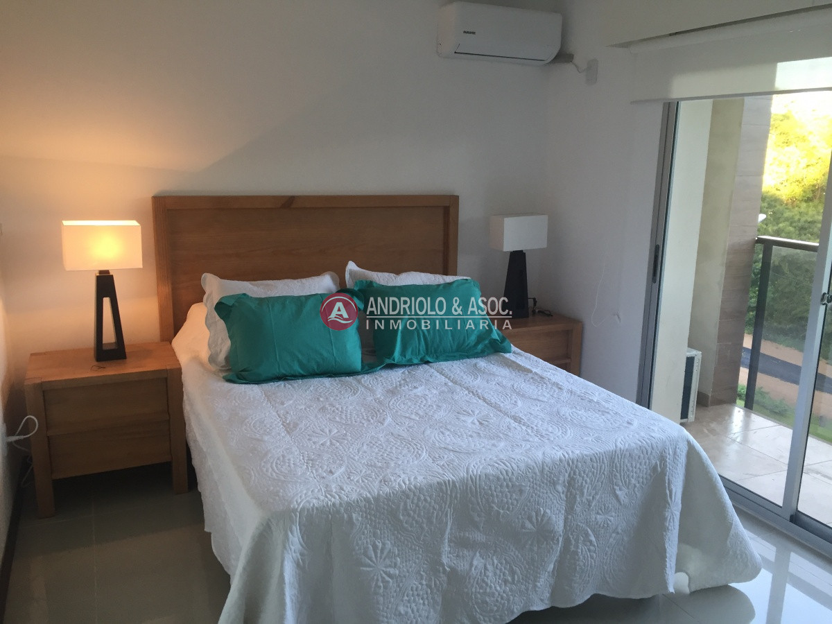 Apartamento ID.6588 - penthouse en zona de Playa Brava 