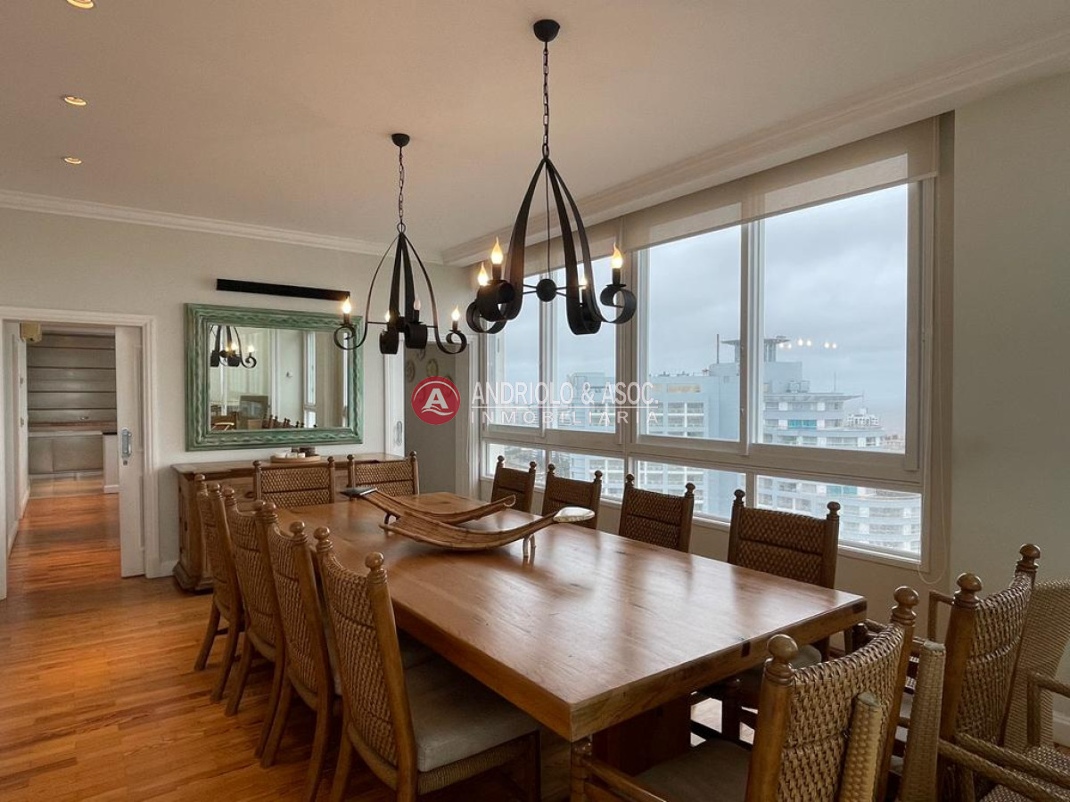 Apartamento ID.8793 - Penthouse en primera línea  