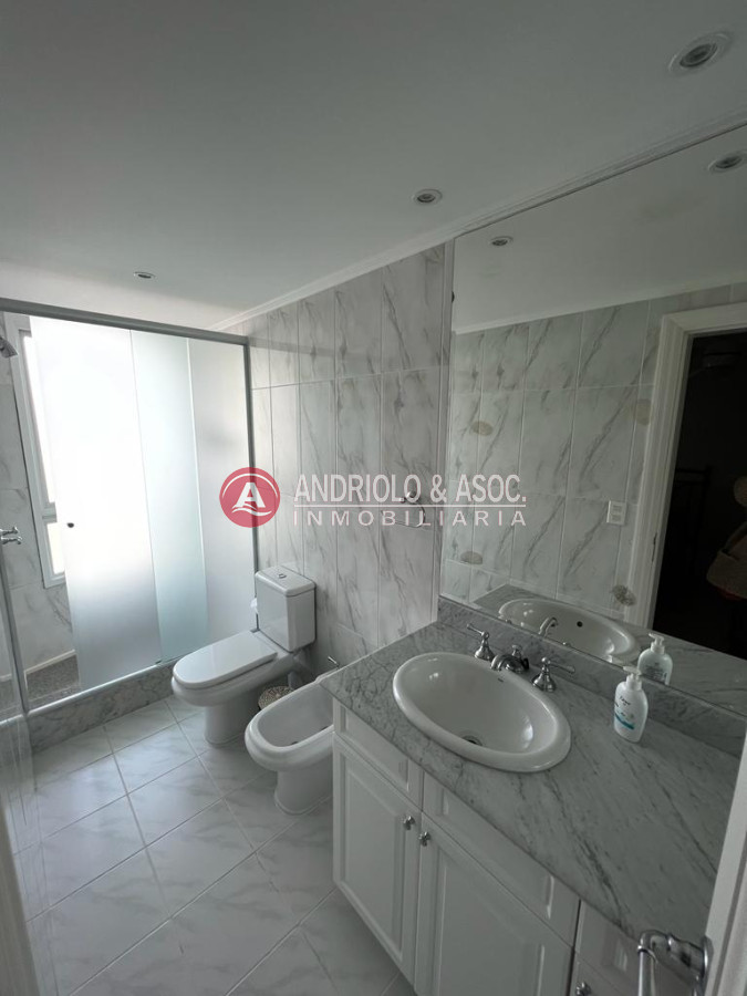 Apartamento ID.8819 - Apartamento en primera línea 