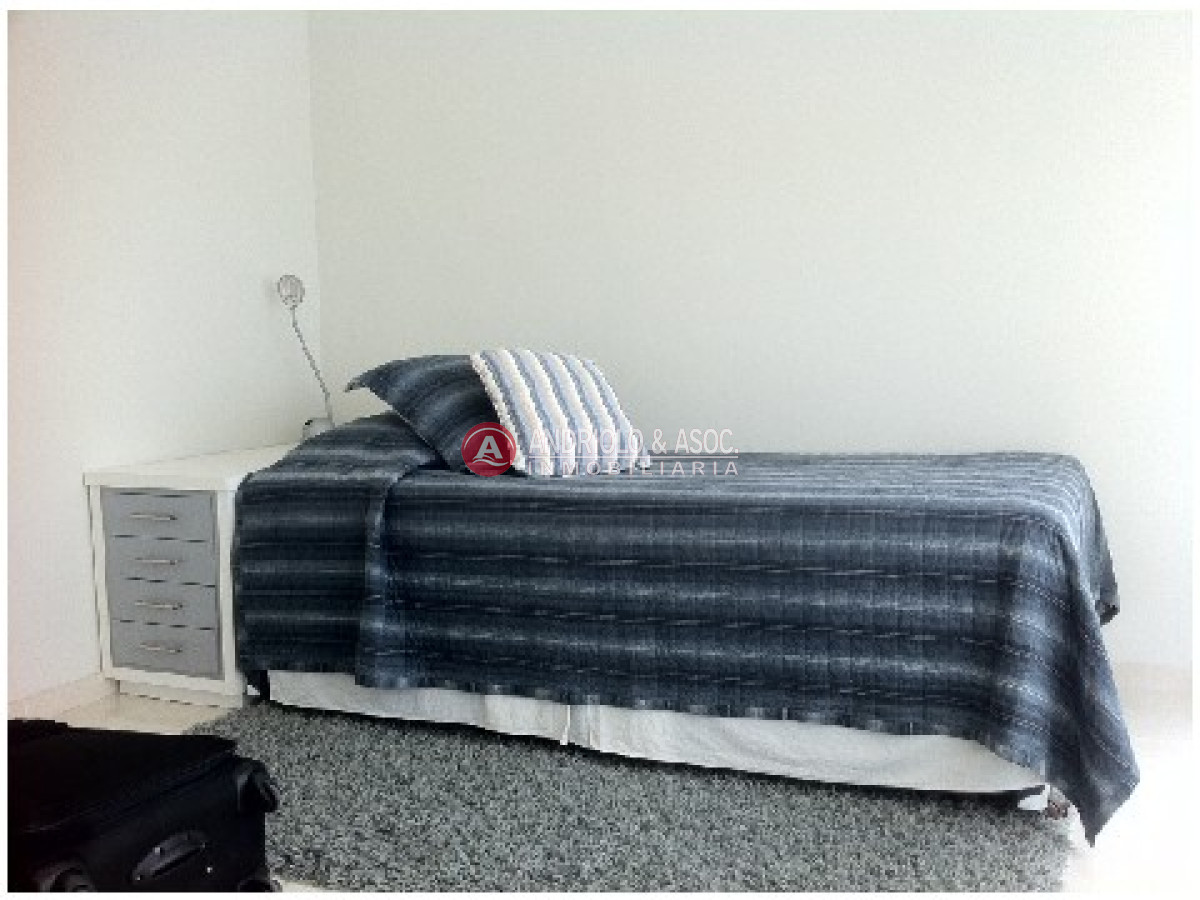 Apartamento ID.480 - primera linea de playa mansa, hermosa vista al mar y a la bahía de punta del este 