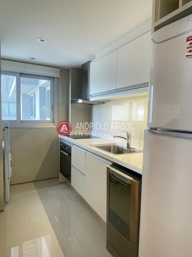 Apartamento ID.8531 - Oportunidad en torre de categoría 