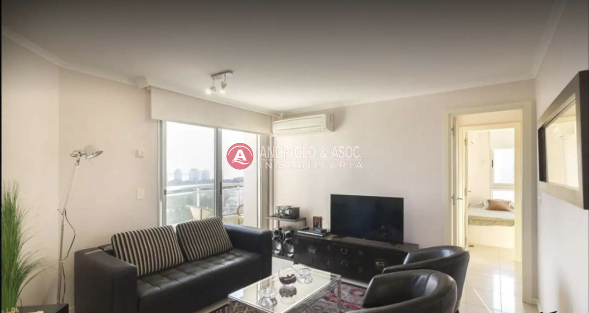 Apartamento en Punta del Este  - AND9424A