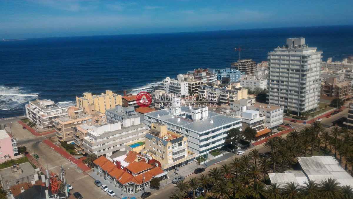 Apartamento ID.4044 - piso alto en Península, hermosa vista 