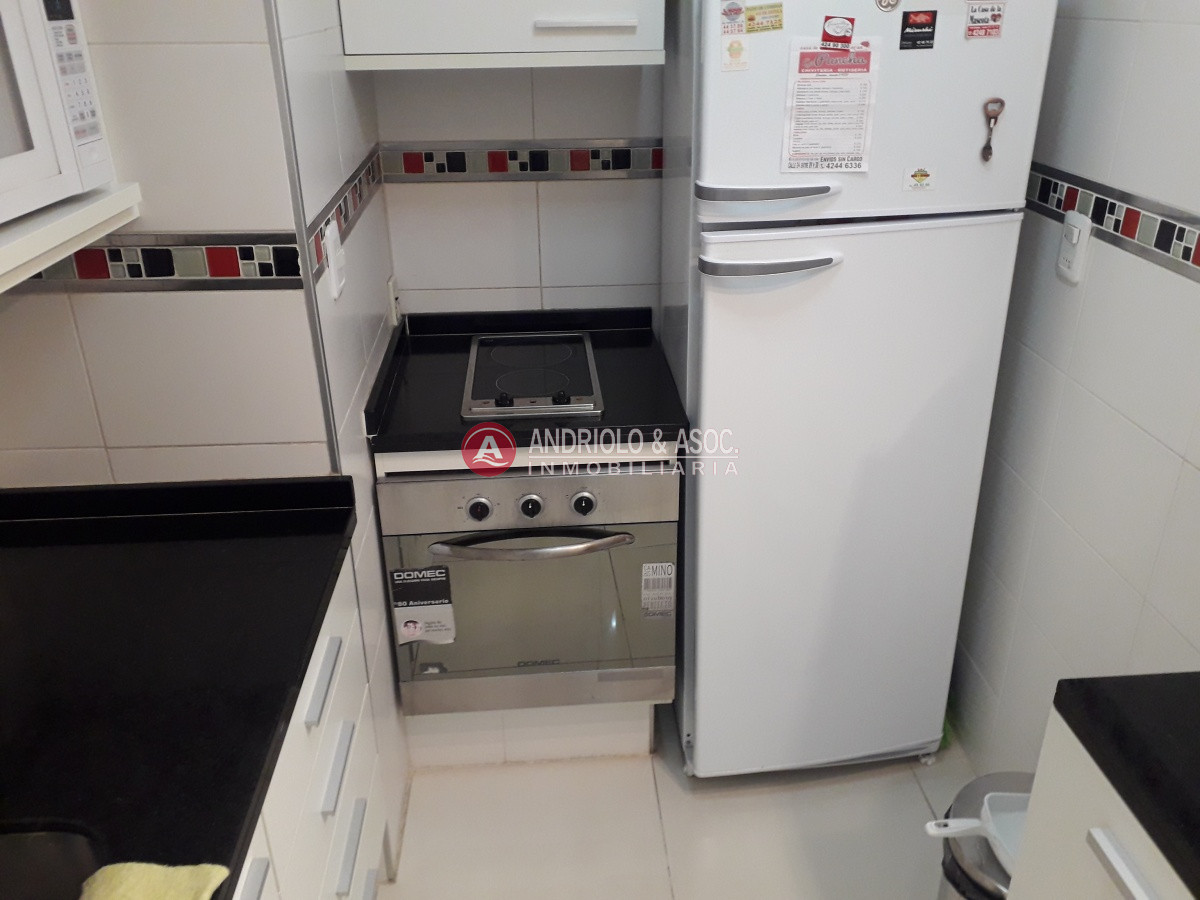 Apartamento ID.2264 - edificio a metros de playa brava 