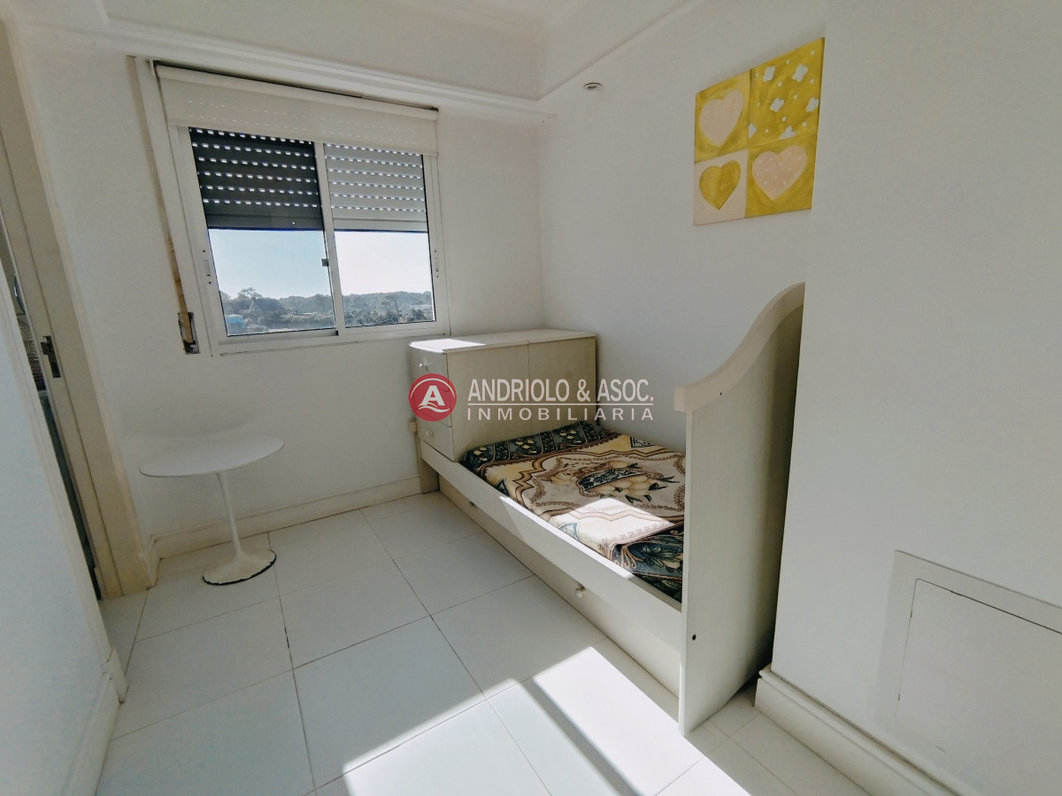 Apartamento ID.309 - ALQUILER HERMOSO DUPLEX EN PRIMERA LINEA BRAVA