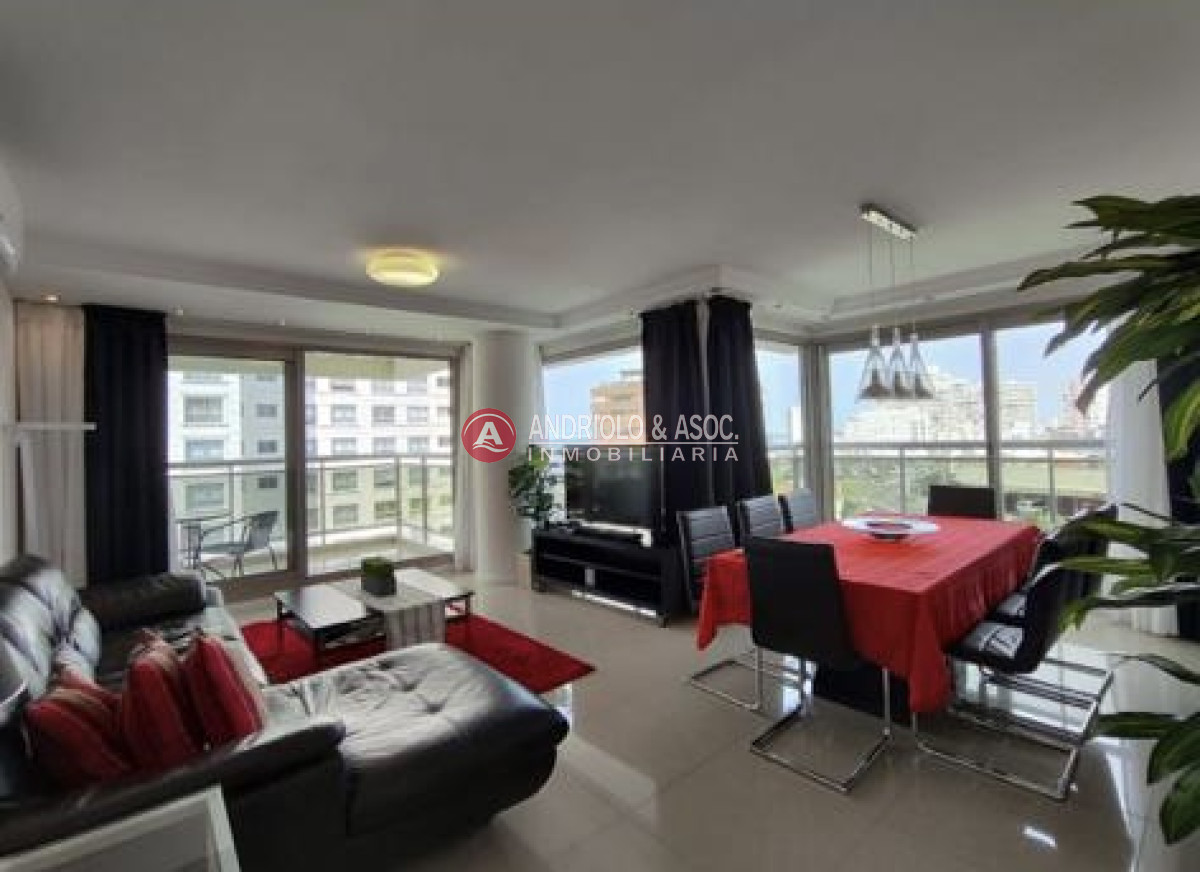 Apartamento ID.8867 - Apartamento en torre de categoría 