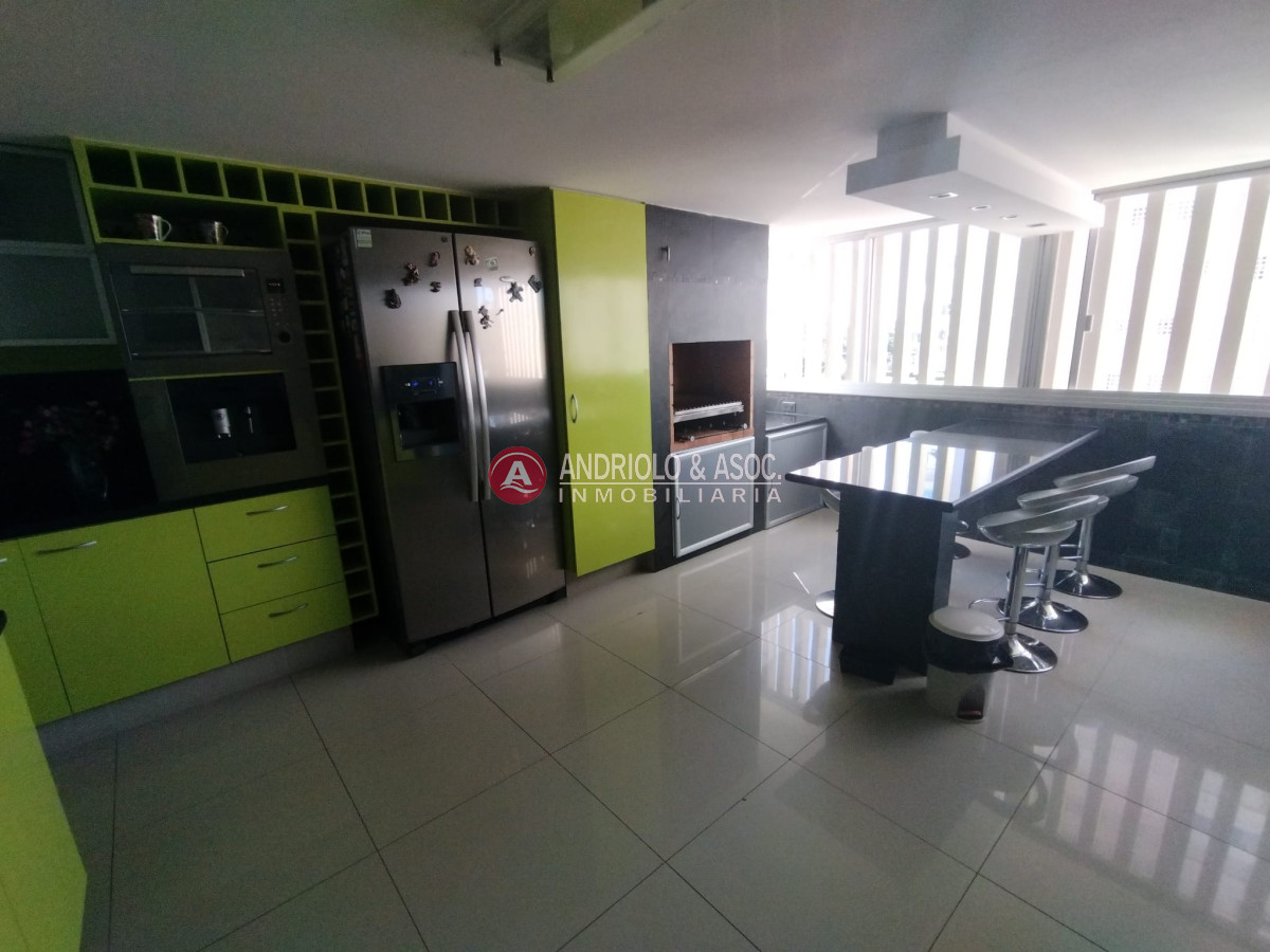 Apartamento ID.7666 - VENTA DE APARTAMENTO DE 3 DORMITORIOS Y DEPENDENCIA CON VISTA A LA MANSA