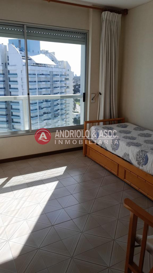 Apartamento ID.8696 - Apartamento en edificio de categoría 