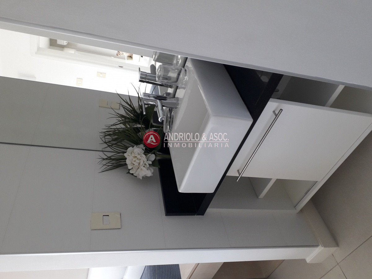 Apartamento ID.6258 - oportunidad en zona de Peninsula !!!!