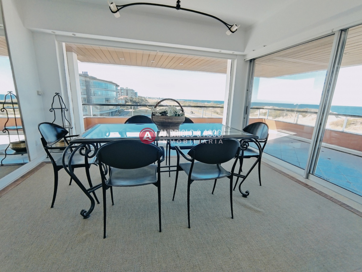 Apartamento ID.285 - ALQUILER POR TEMPORADA HERMOSO APARTAMENTO DUPLEX PRIMERA LINEA BRAVA