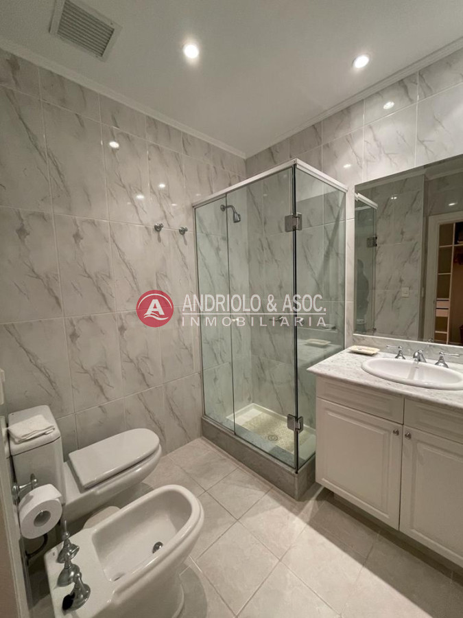 Apartamento ID.8793 - Penthouse en primera línea  