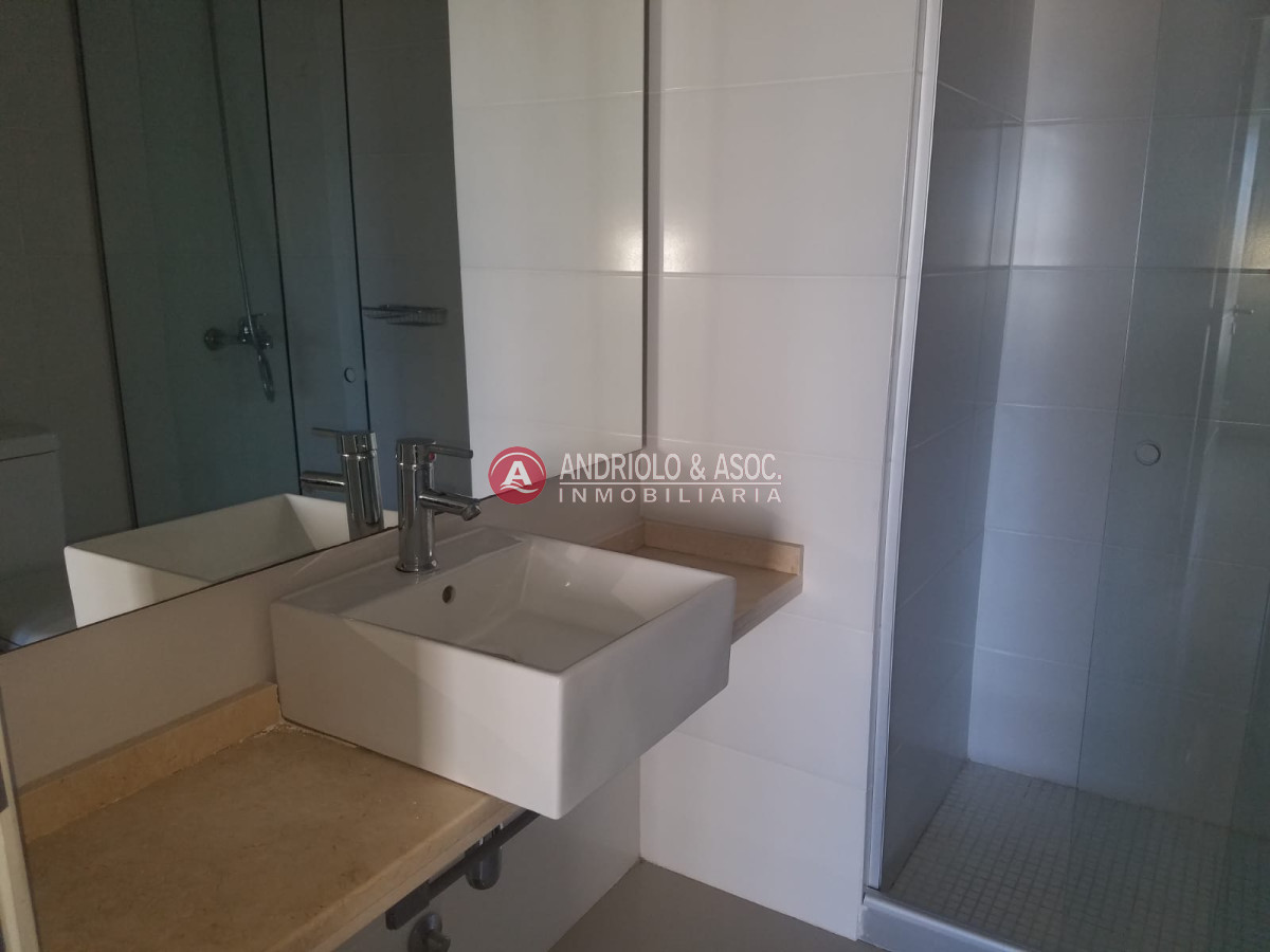 Apartamento ID.2834 - apartamento en zona de Aidy Grill con parrillero en Terraza