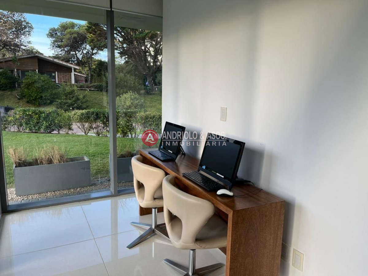 Apartamento ID.9125 - Monoambiente en Punta del Este 