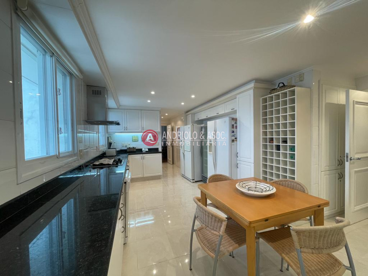 Apartamento ID.8793 - Penthouse en primera línea  