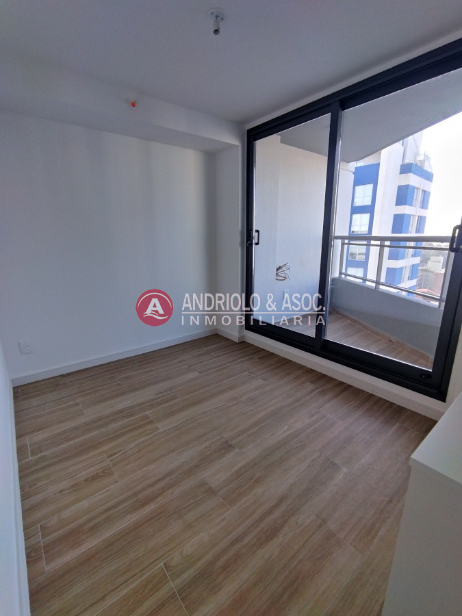 Apartamento ID.8109 - VENTA DE APARTAMENTO DE 1 DORMITORIO A ESTRENAR Y A METROS DE PLAYA BRAVA