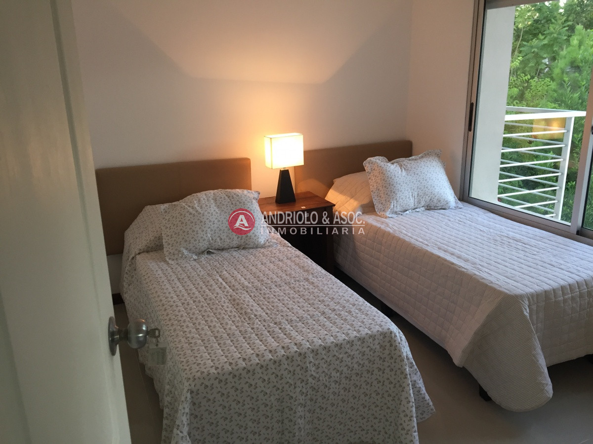 Apartamento ID.6588 - penthouse en zona de Playa Brava 