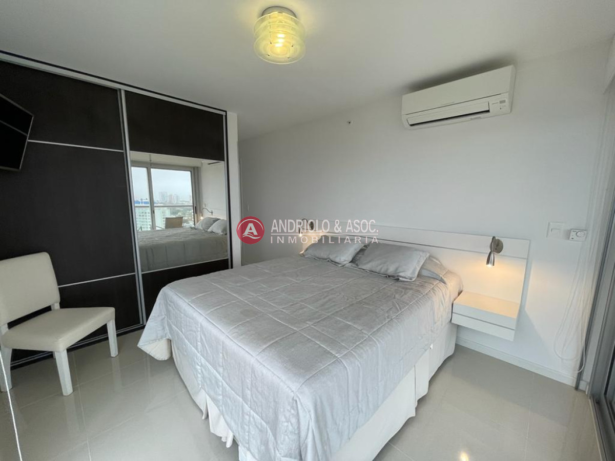 Apartamento ID.8106 - Apartamento en oportunidad en torre de categoría 