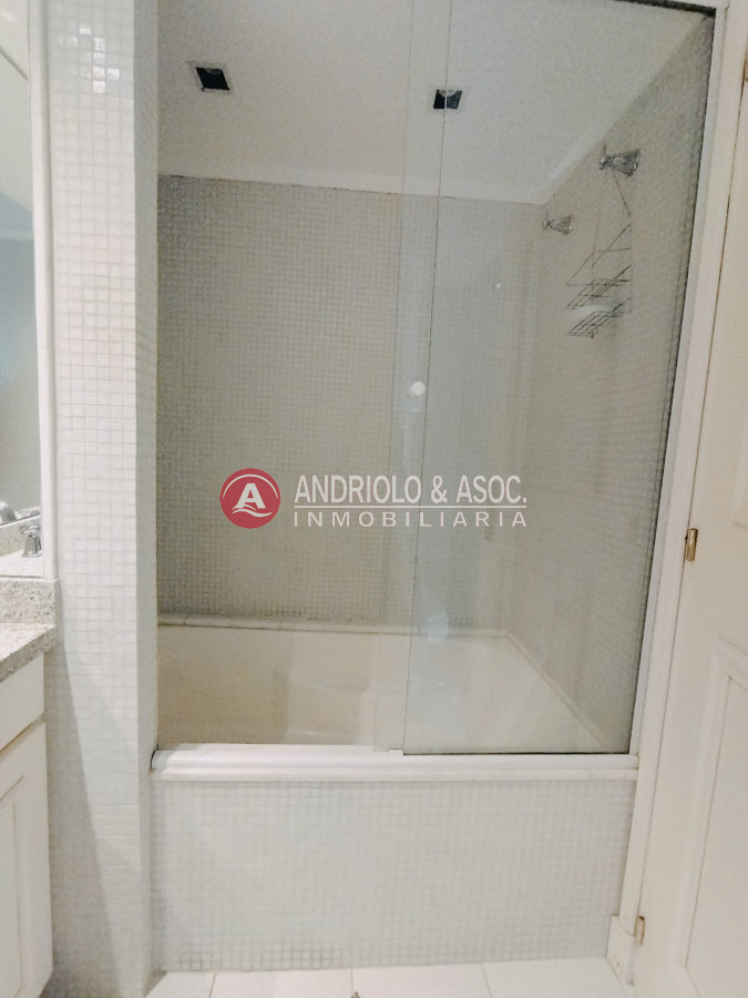 Apartamento ID.285 - ALQUILER POR TEMPORADA HERMOSO APARTAMENTO DUPLEX PRIMERA LINEA BRAVA