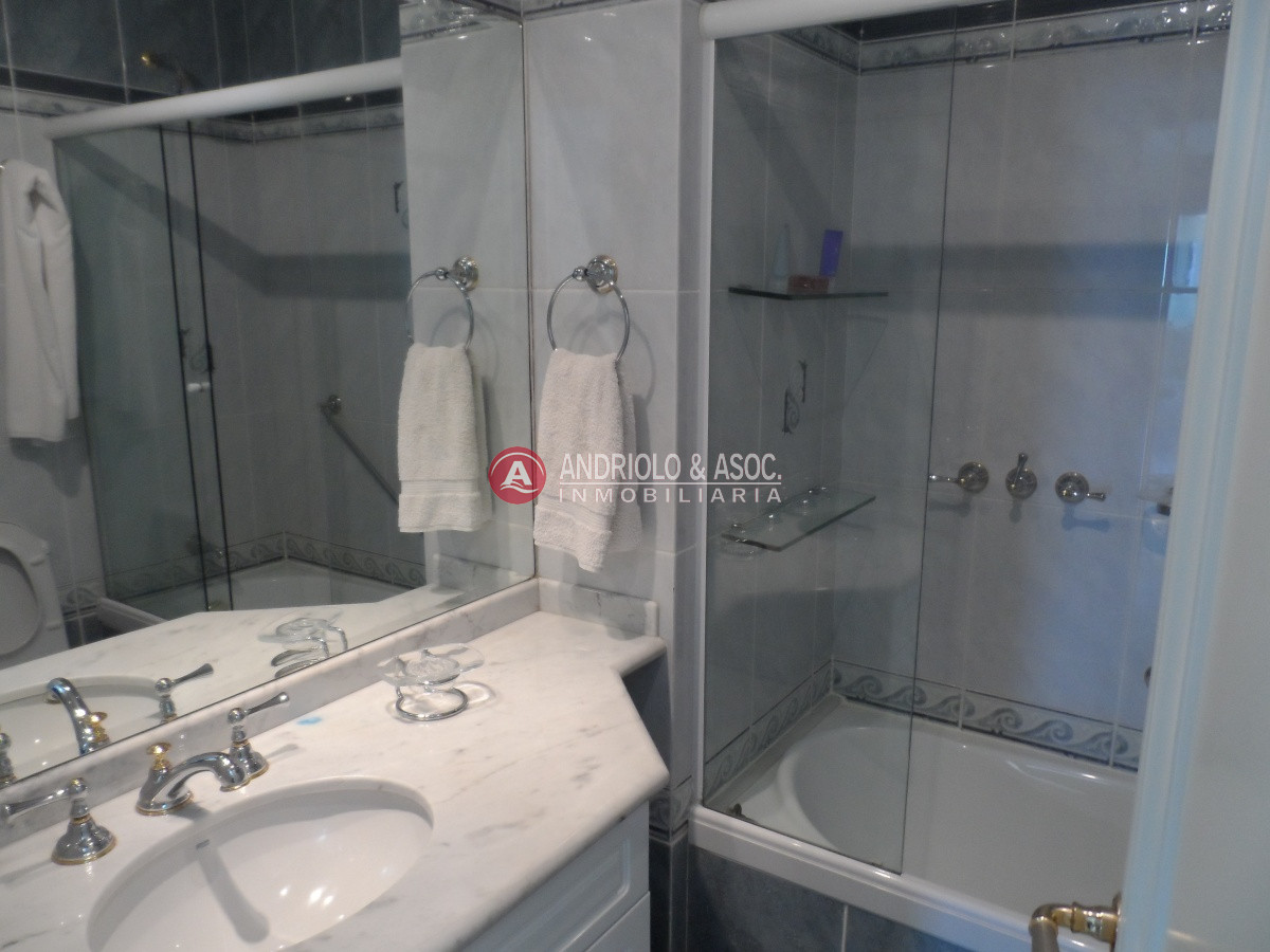 Apartamento ID.254 - primera linea de playa mansa 