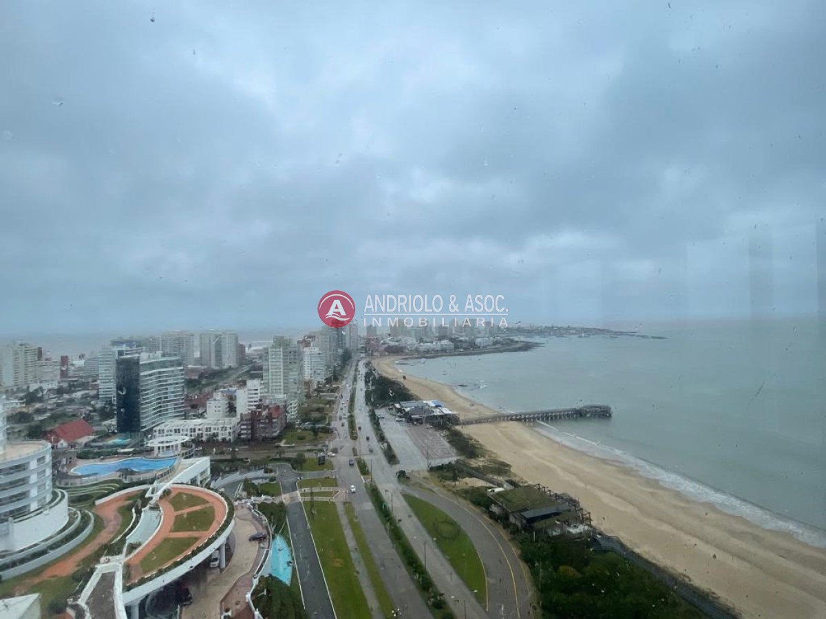 Apartamento ID.8793 - Penthouse en primera línea  