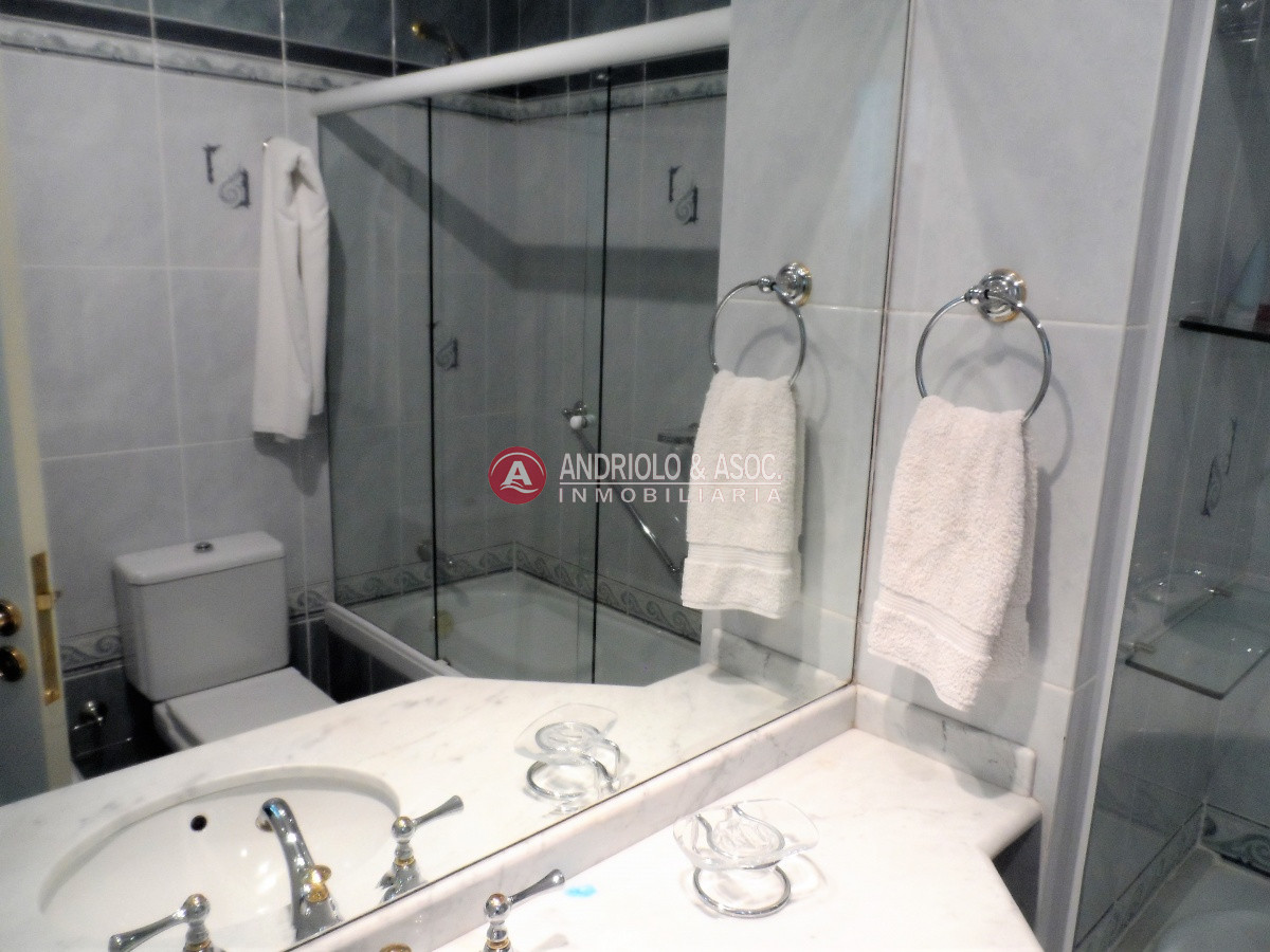 Apartamento ID.254 - primera linea de playa mansa 