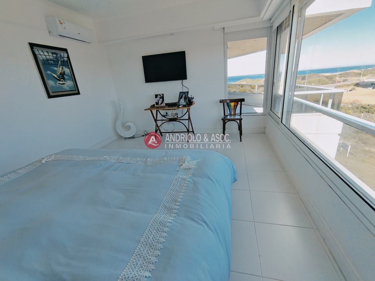 Apartamento ID.309 - ALQUILER HERMOSO DUPLEX EN PRIMERA LINEA BRAVA