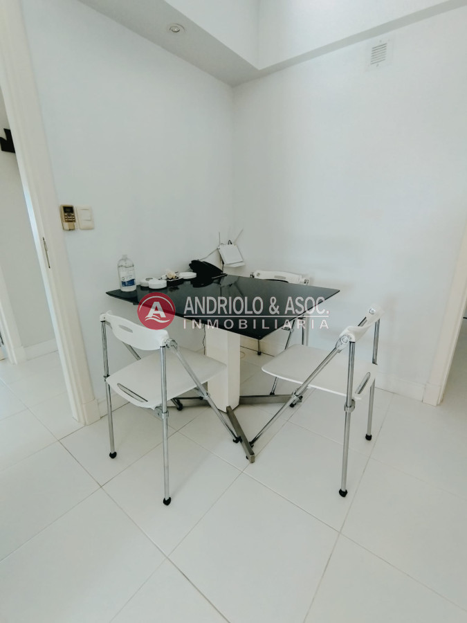 Apartamento ID.8041 - ALQUILER DE TEMPORADA DE HERMOSO APARTAMENTO 4 DORMITORIOS PRIMERA LINEA BRAVA