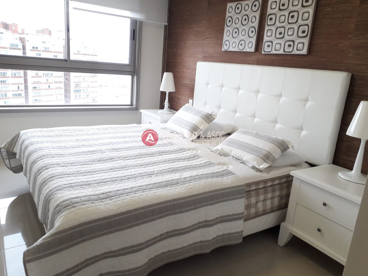 Apartamento ID.6281 - frente a playa brava 