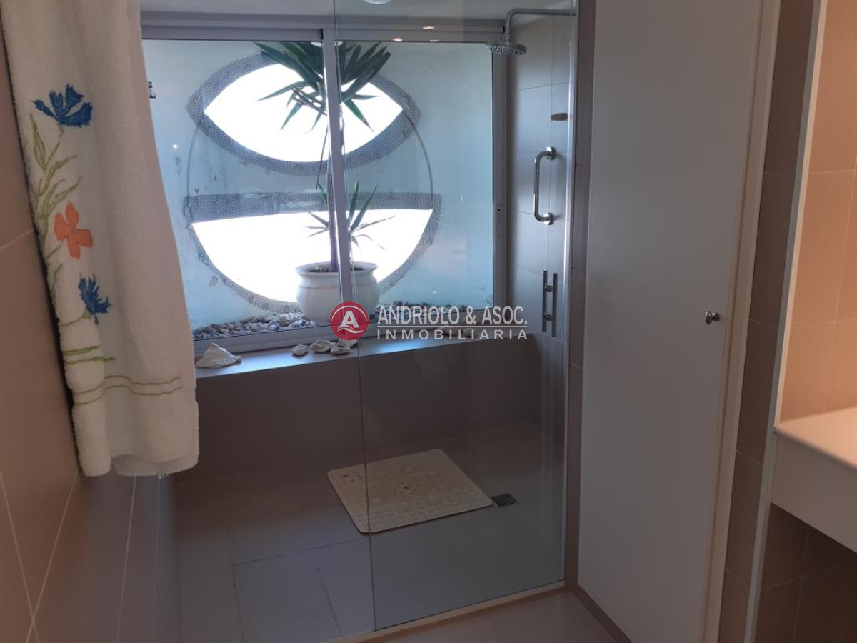 Apartamento ID.8697 - Apartamento de gran dimensiones en torre de categoría 