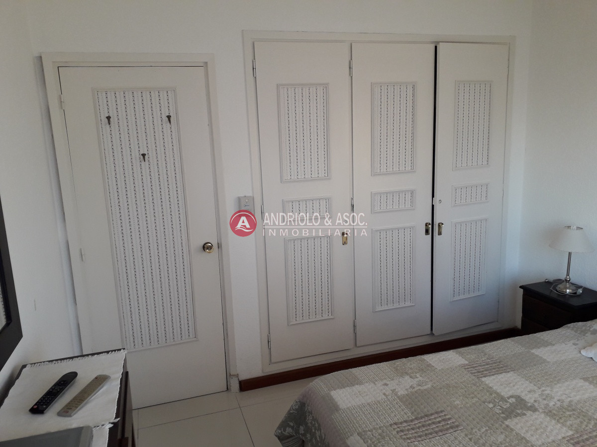 Apartamento ID.2264 - edificio a metros de playa brava 