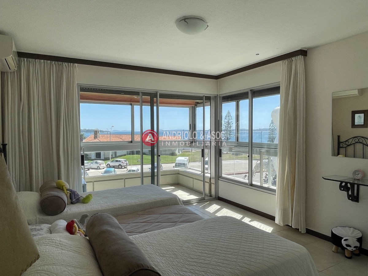 Apartamento ID.8410 -  hermosa propiedad de 4 dormitorios, 5 baños y 3 suites 